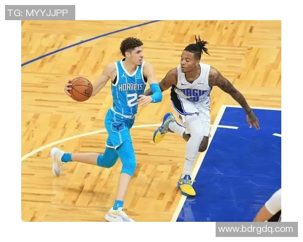 哈维西蒙斯:新生代足球明星的崛起与未来发展潜力分析 哈维西蒙斯:新生代足球明星的崛起与未来发展潜力分析