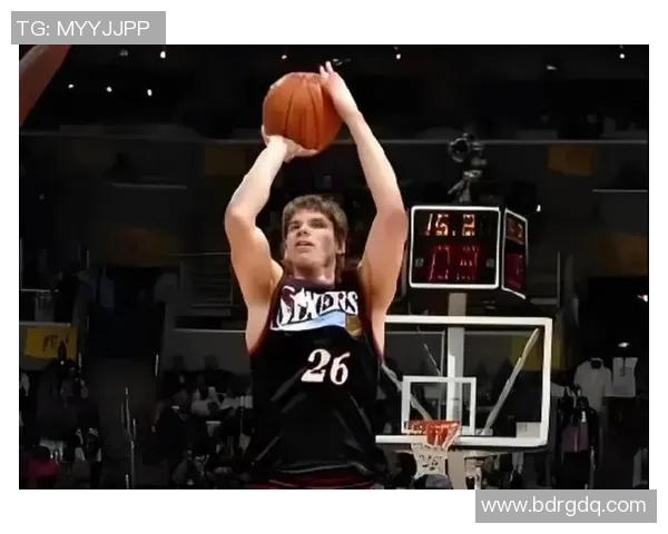 塔里伊森的篮球之路从大学崭露头角到NBA新星的成长历程 塔里伊森的篮球之路从大学崭露头角到NBA新星的成长历程
