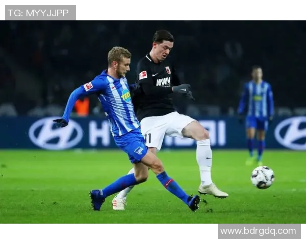 德甲焦点战科隆主场迎战柏林赫塔双方争夺三分激战一触即发 德甲焦点战科隆主场迎战柏林赫塔双方争夺三分激战一触即发